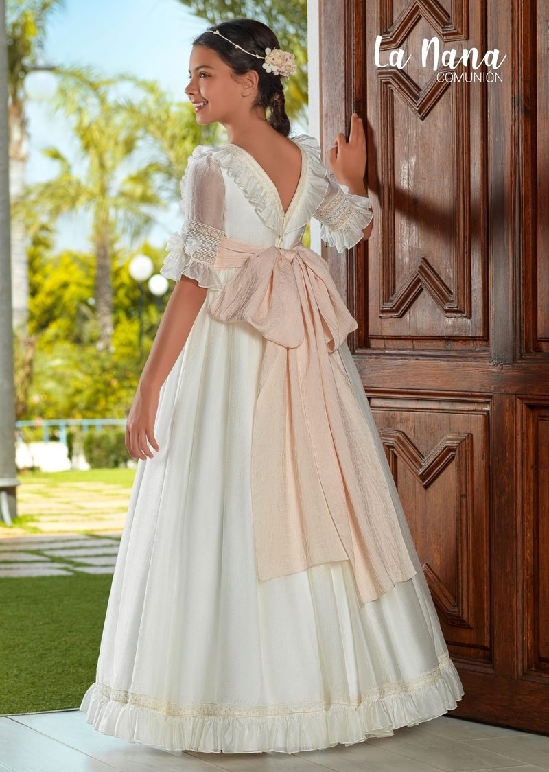Vestido de comunión La Nana modelo 9703, vista de espalda