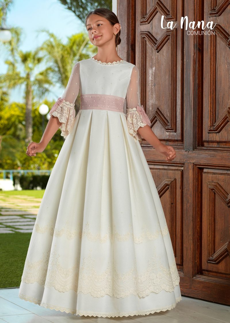 Vestido de comunión La Nana modelo 9713, vista delantera