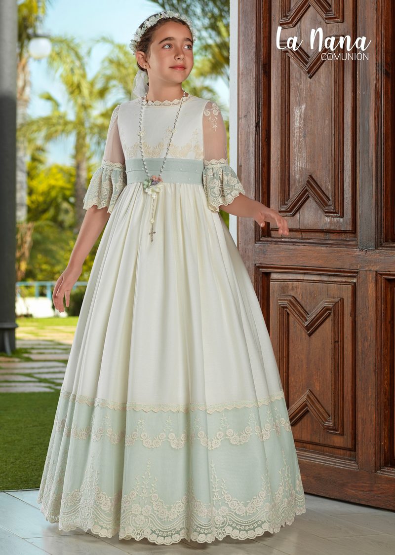 Vestido de comunión La Nana modelo 9706, vista delantera
