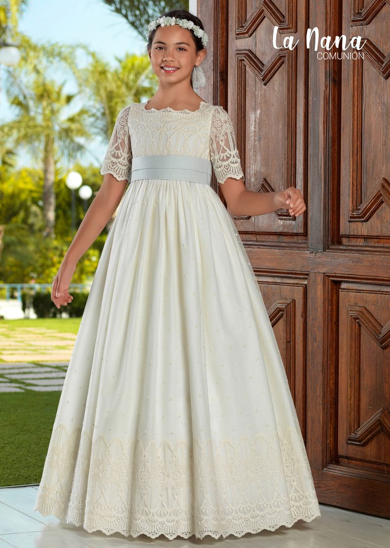 Vestido de comunión La Nana modelo 9717, vista delantera